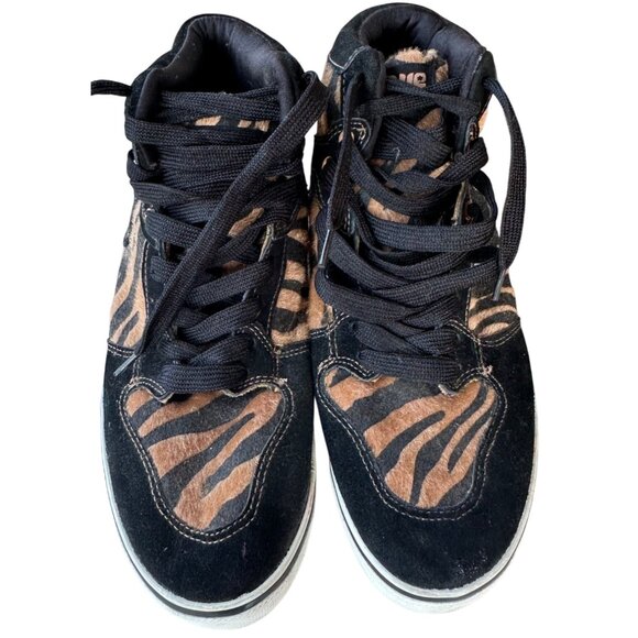 Women's Groove Brand High Top Fashion Sneakers Zebra Pattern Size 9 (READ) - Picture 2 of 16